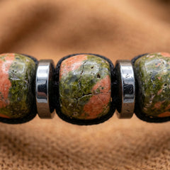 Bransoletka z unakitem i hematytem na sznurku regulowana - zdjęcie 3