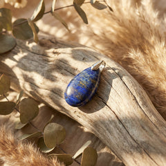 Zawieszka z naturalnym lapisem lazuli w kształcie szlachetnej kropli - zdjęcie 4