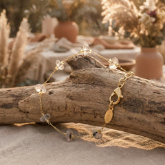 Bransoletka z kwarcem różowym i pozłacanym wykończeniem - zdjęcie 2