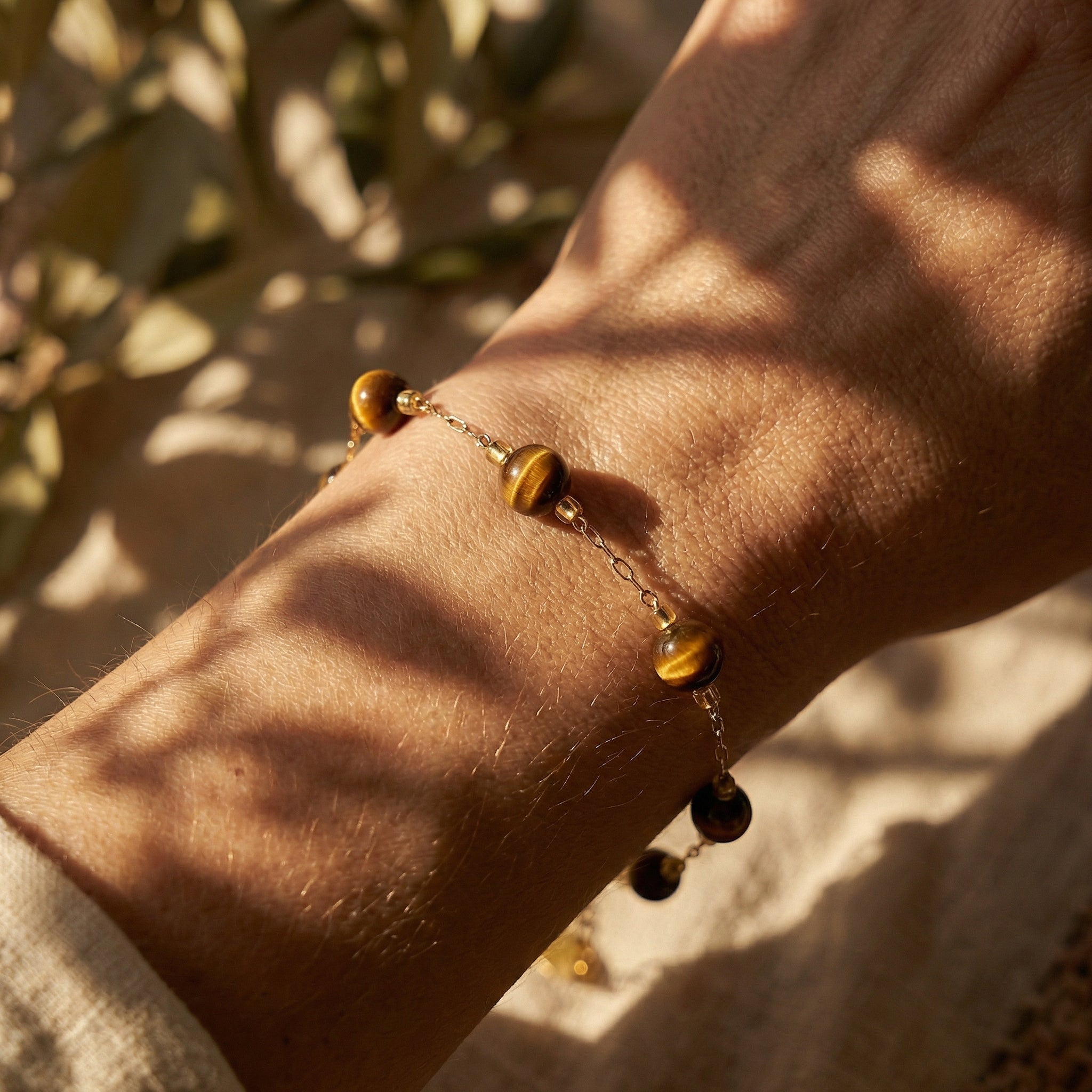 Bransoletka z tygrysim okiem i miedzianymi elementami - zdjęcie 9