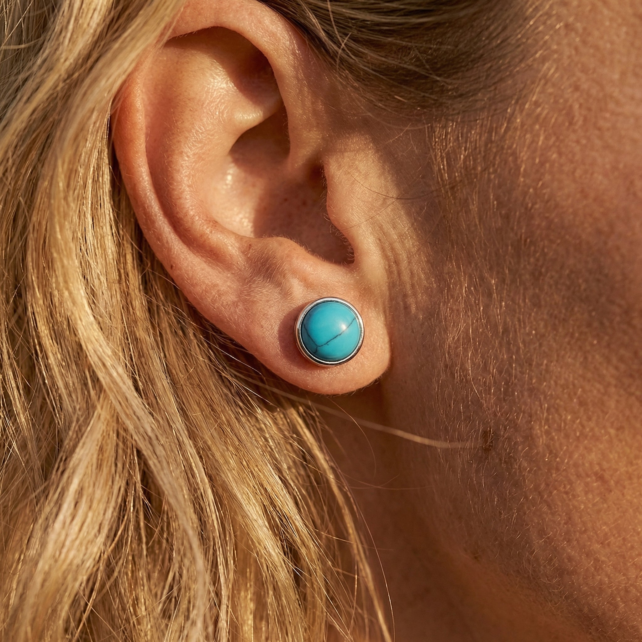 Kolczyki sztyfty z turkusem błękitnym i srebrnym wykończeniem vintage - zdjęcie 6