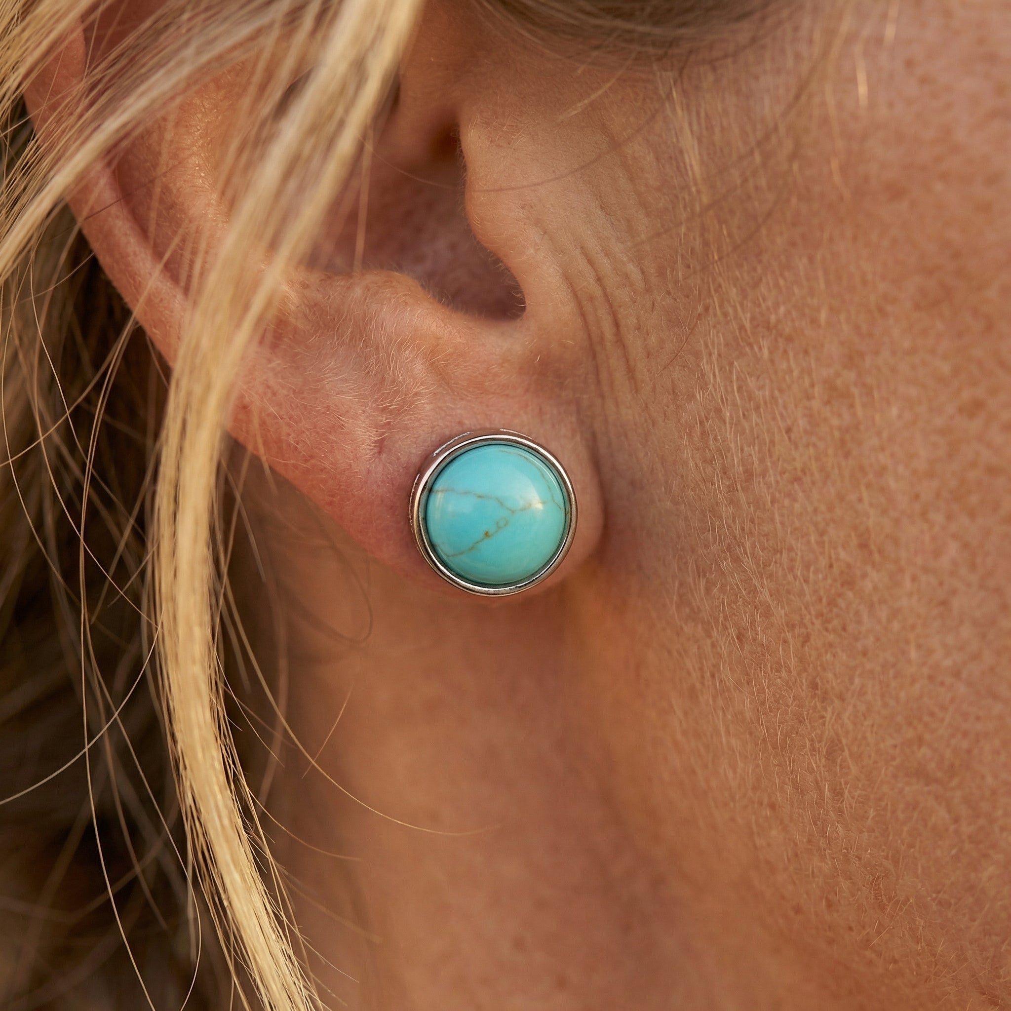 Zawieszka z turkusem syntetycznym i stalą w kolorze srebrnym - zdjęcie 6