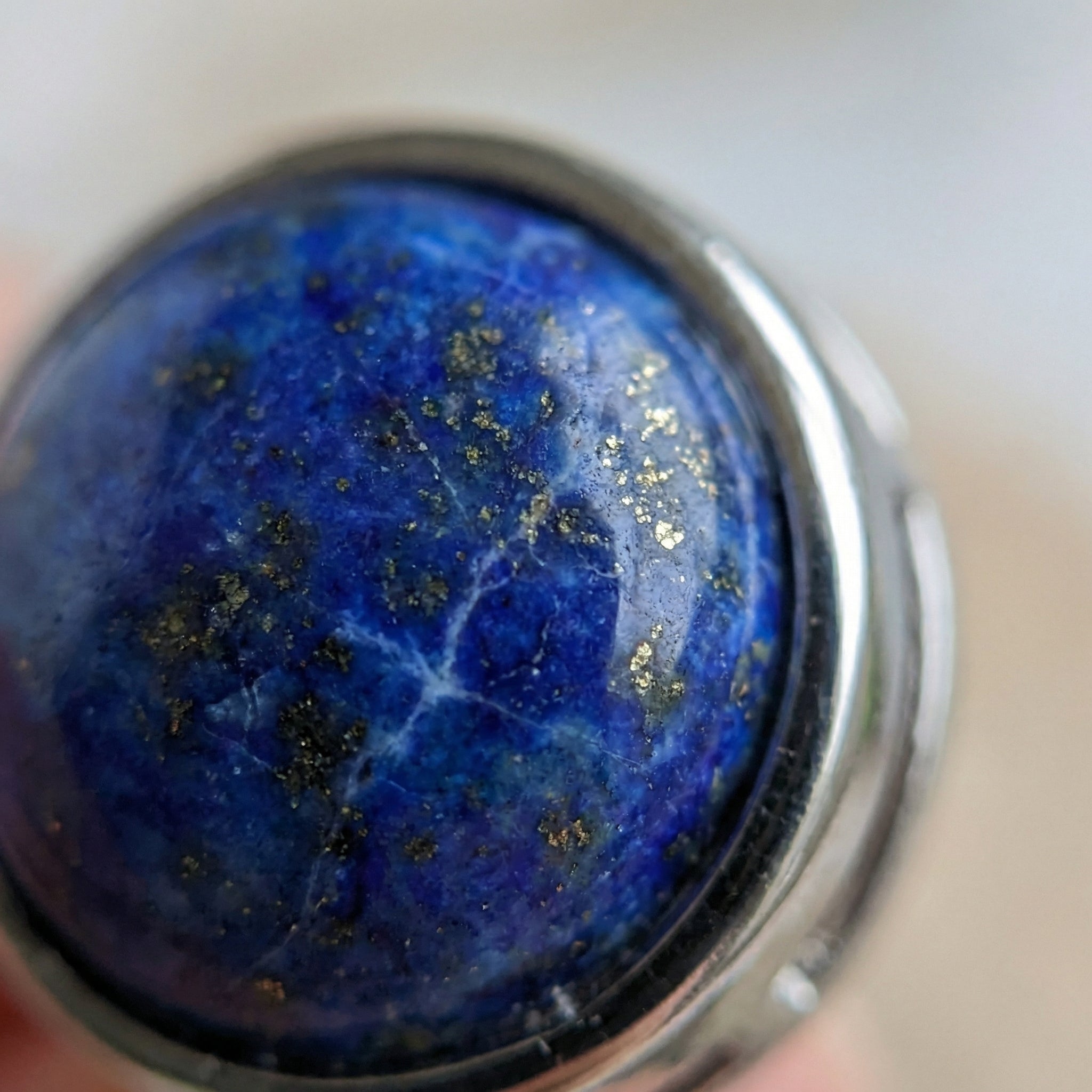 Kolczyki z lapis lazuli i stali szlachetnej w kolorze srebrnym - zdjęcie 3