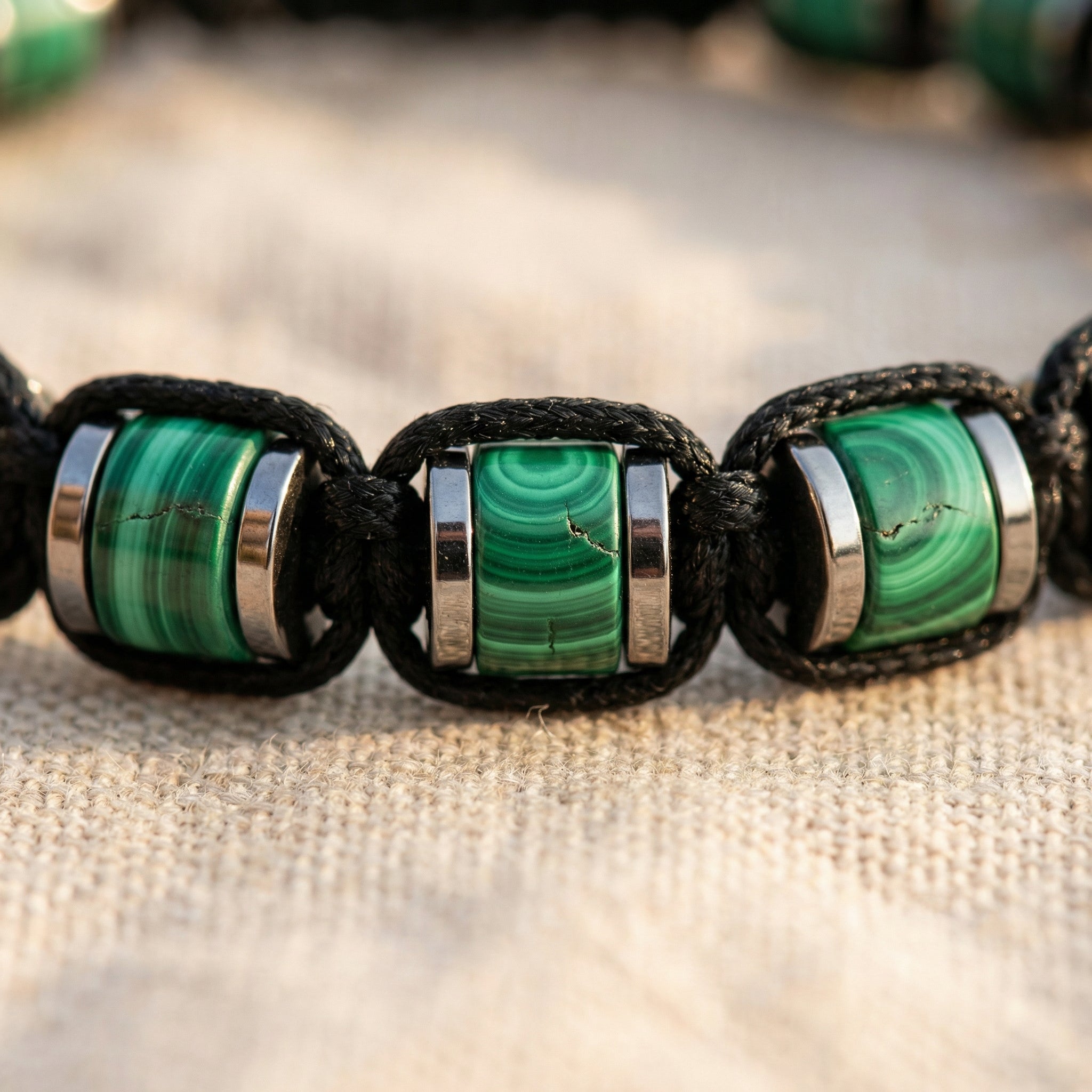 Bransoletka z malachitem i hematytem ze stali szlachetnej - zdjęcie 3