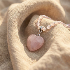Naszyjnik z kwarcem różowym serce i ozdobnymi koralikami vintage - zdjęcie 5