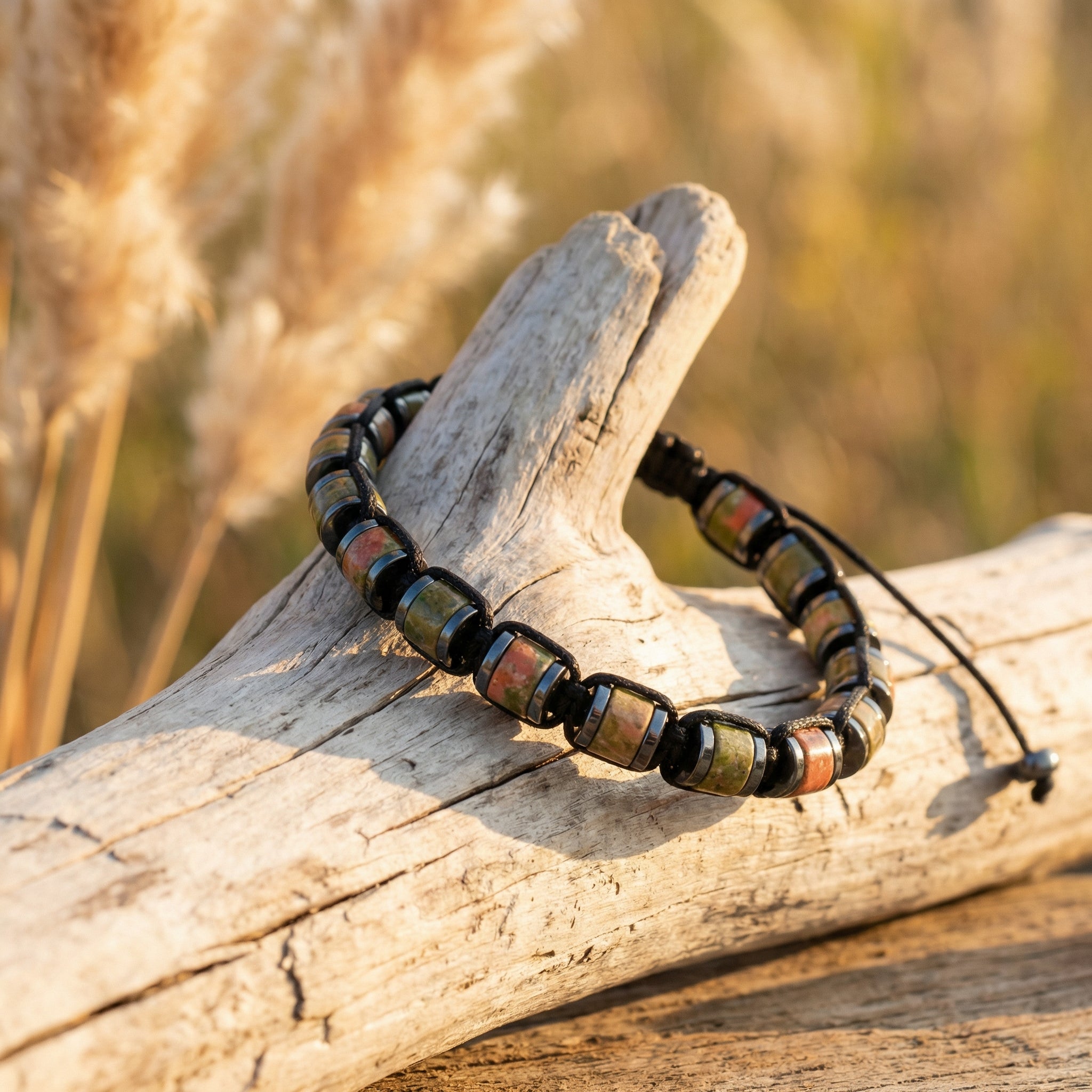 Bransoletka z unakitem i hematytem na sznurku regulowana - zdjęcie 5