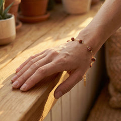 Bransoletka z jaspisem czerwonym i pozłacaną miedzią - zdjęcie 7