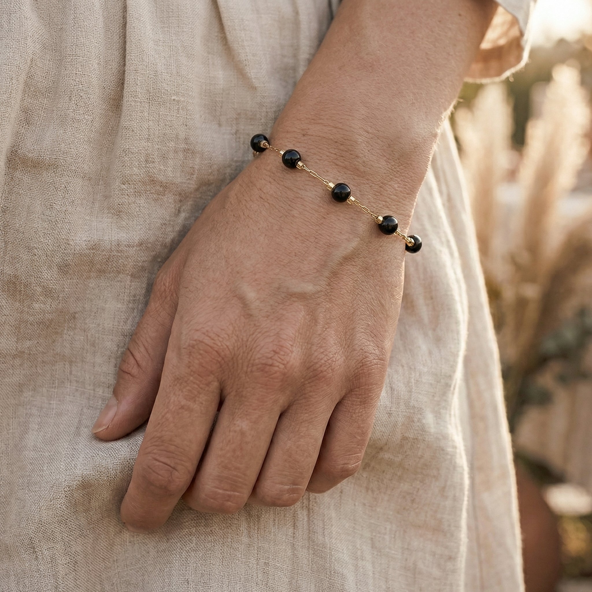 Bransoletka z obsydianem czarnym i miedzią w kolorze złotym - zdjęcie 7